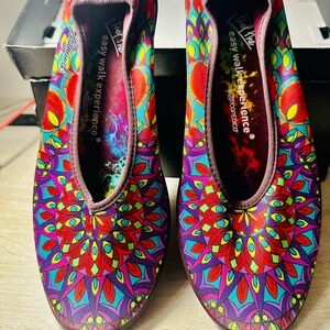 Arcopedico Women's Multicolor Floral Mandala Ballet Flats